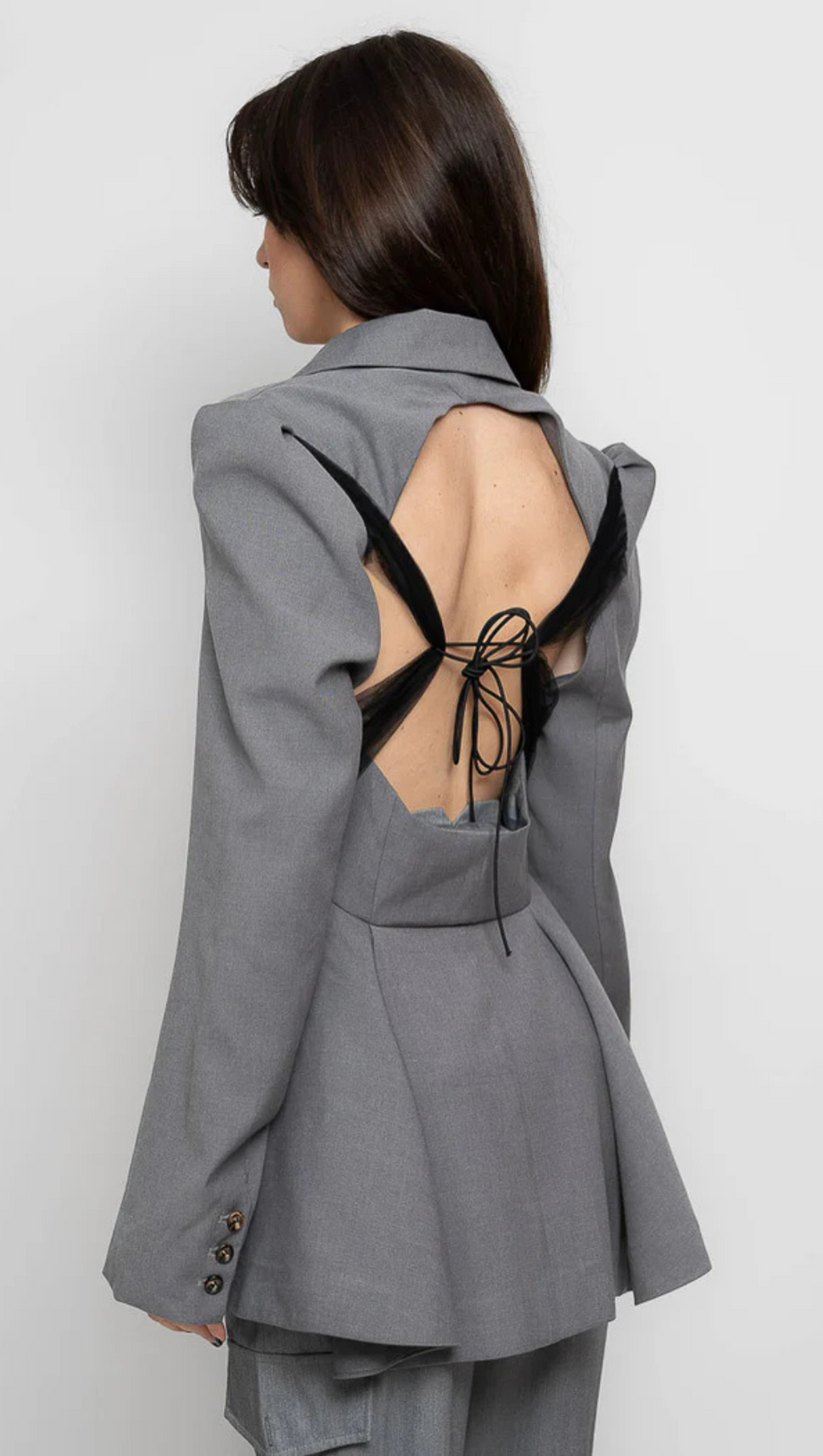 RUFFLE BLAZER WITH BACK CUTOUT