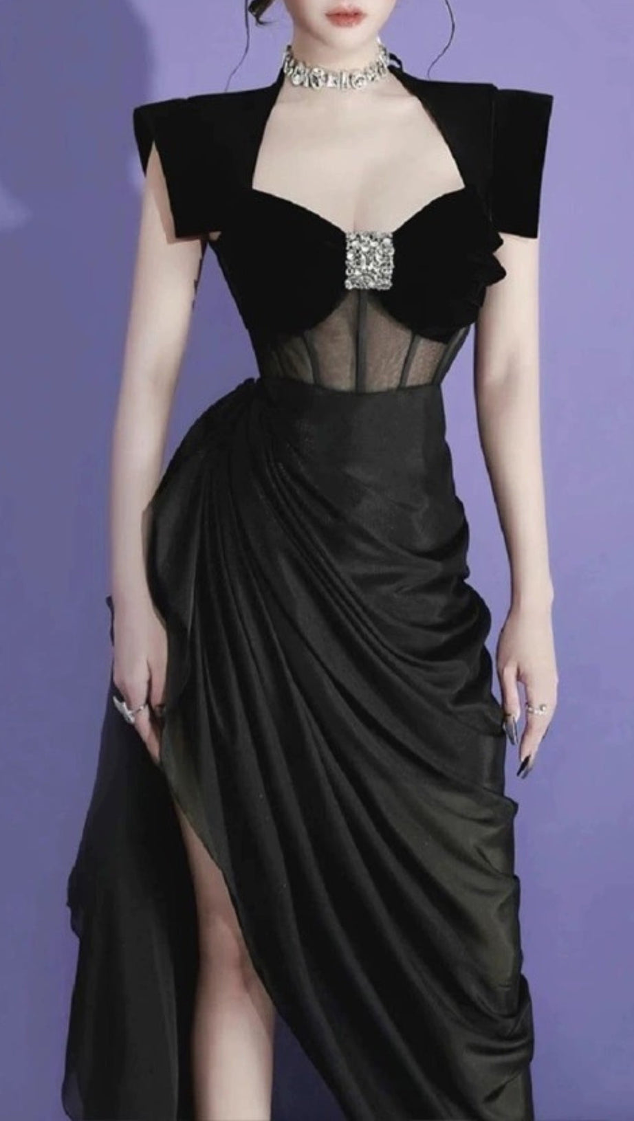 ABITO MIDI CON FIOCCO IN TAFFETÀ E CORSETTO SOTTOVESTE NERO