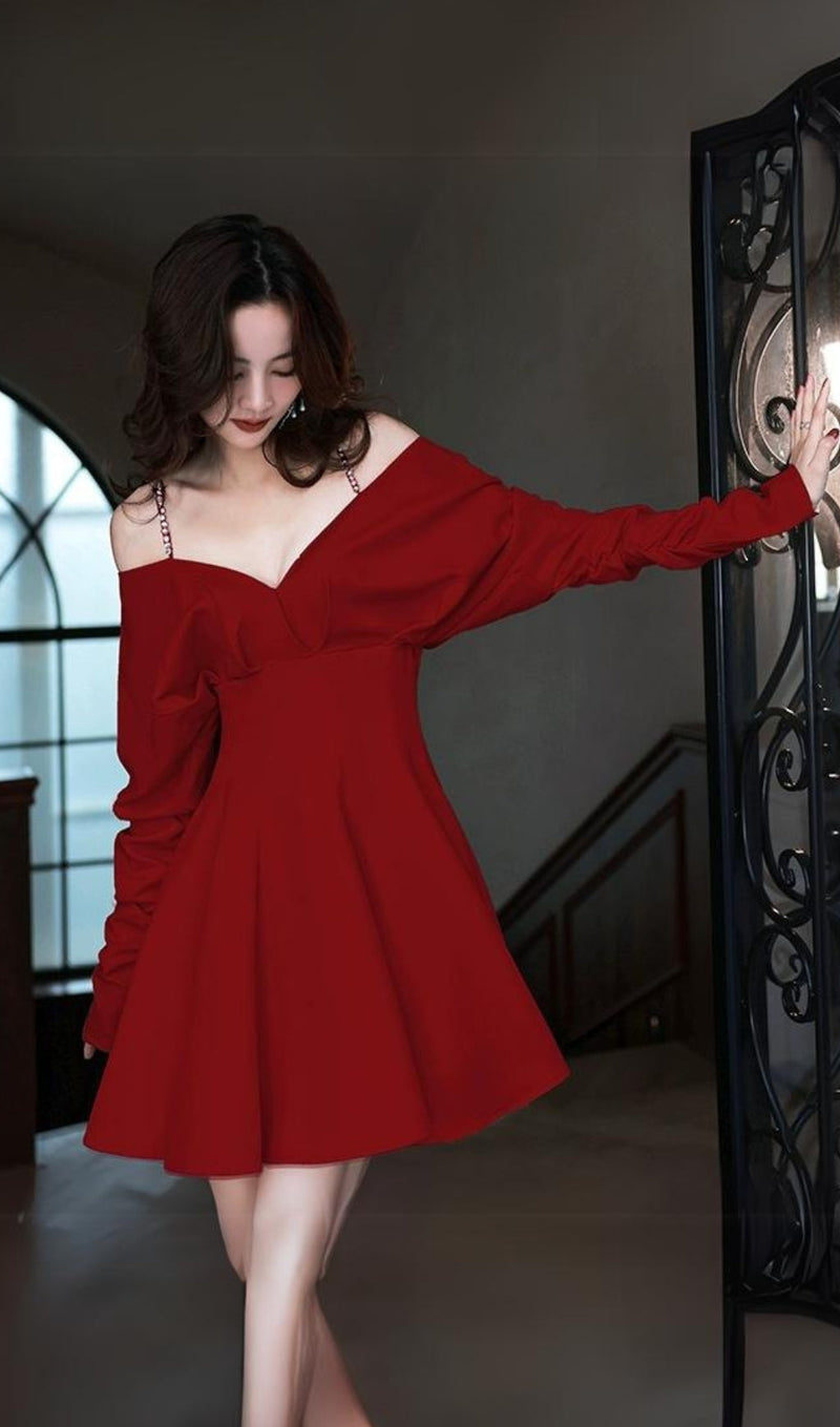 V-NECK LONG-SLEEVED A-LINE SUSPENDER DRESS