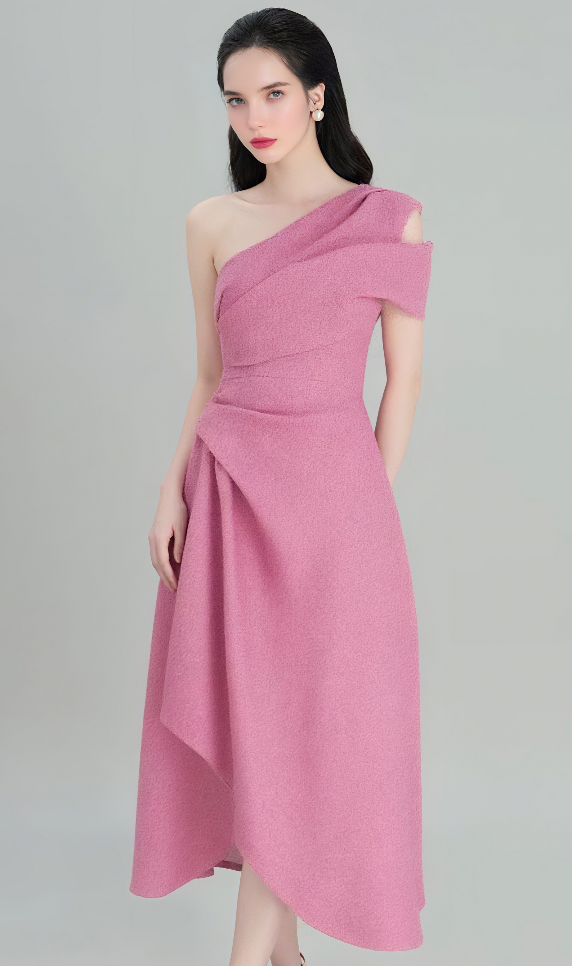 UNREGELMÄSSIGE MIDIKLEID MIT EINER SCHULTER IN ROSA