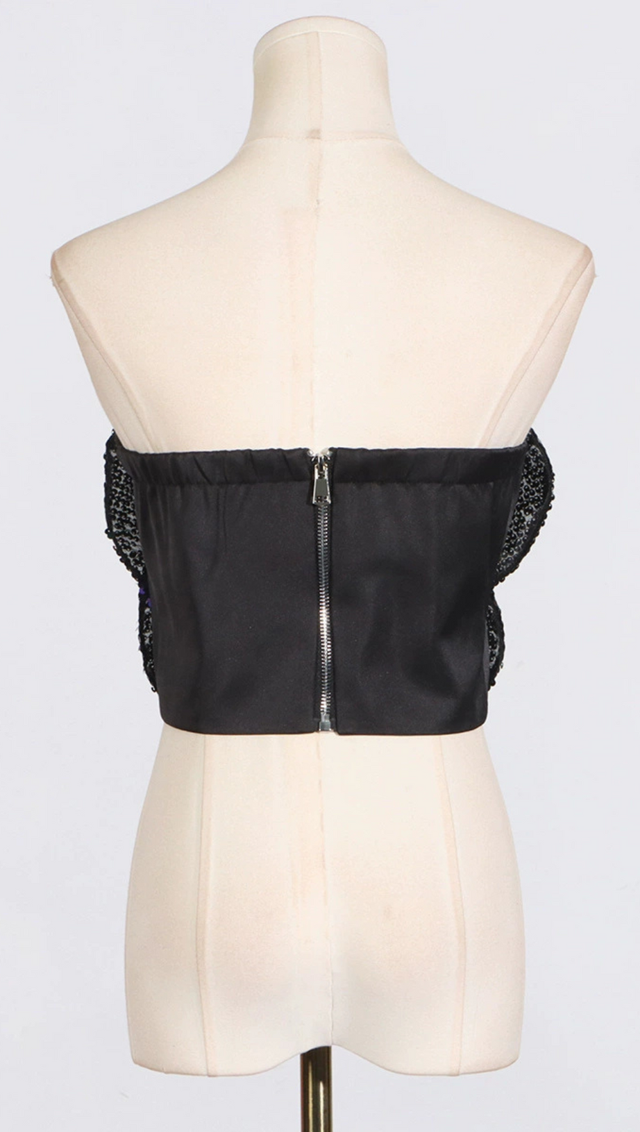 ANINDA PAILLETTEN-BLUMEN-CROP-TOP IN SCHWARZ