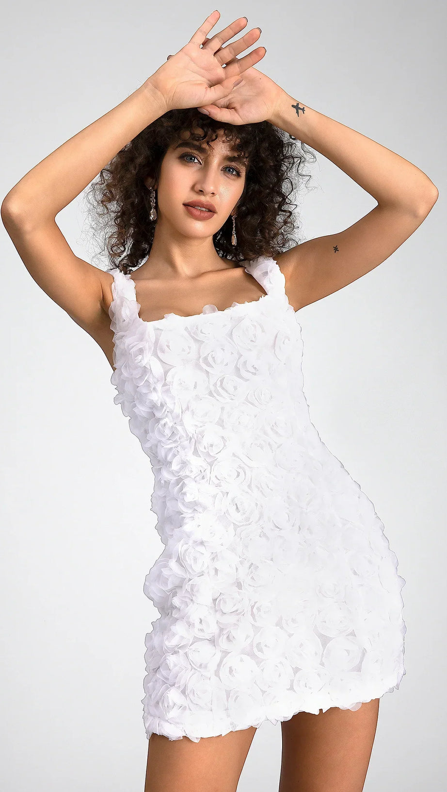 Fryni Minikleid mit 3D-Blumenmuster