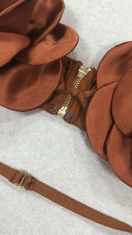 EVANGELINE 3D FLOWER CROP TOP SKIRT SET IN BROWN