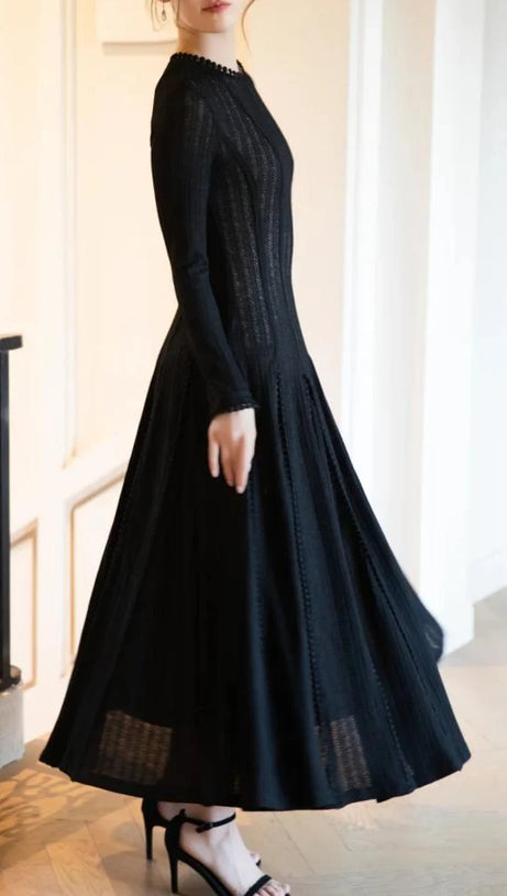 BLACK CROCHET LACE MAXI DRESS WITH SLEEVES