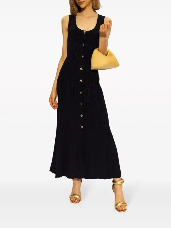 Schwarzes Midikleid aus Rippstrick mit Knopfverzierung