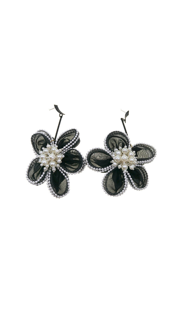 AIIZIE BLACK LACE FLOWER EARRINGS - product image