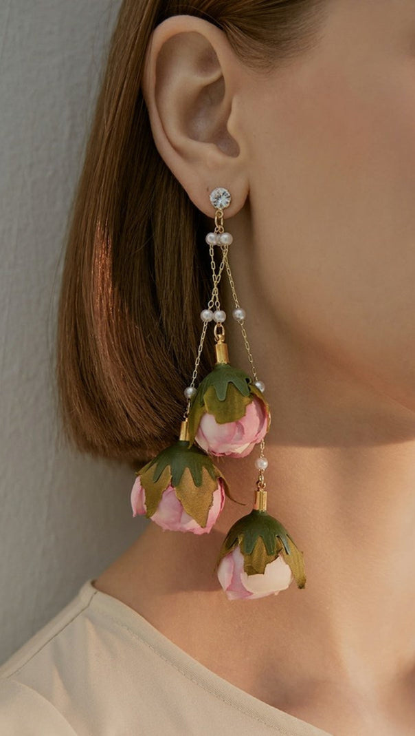 AIIZIE IMITATION ROSE TASSEL EARRINGS - product image