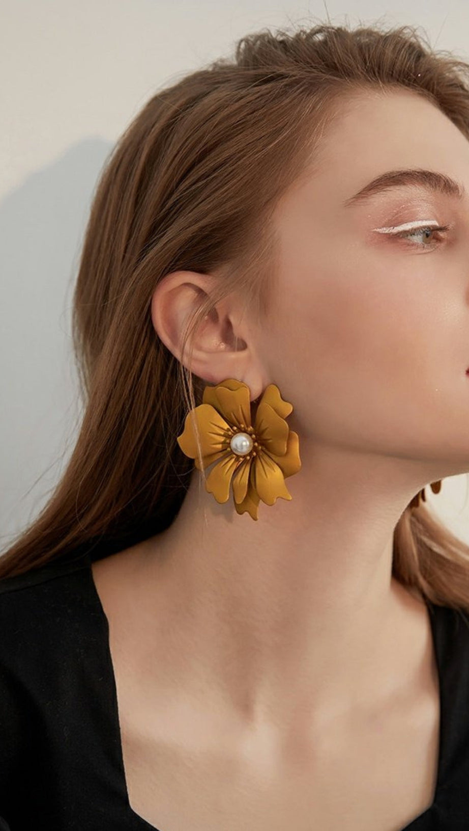 BROWN PETAL ALLOY EARRINGS