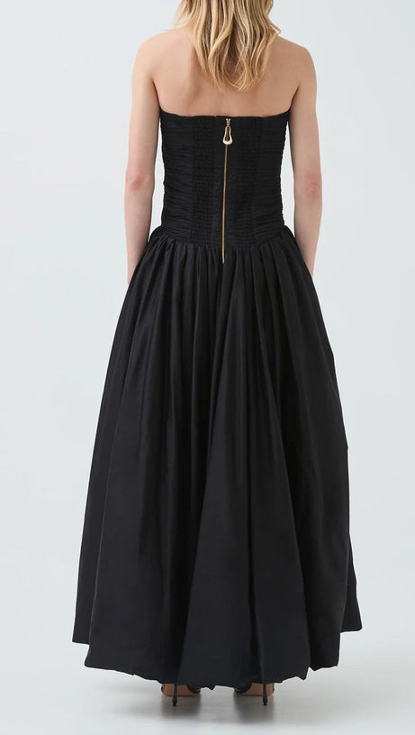 NANCY BUBBLE HEM MAXI DRESS IN BLACK