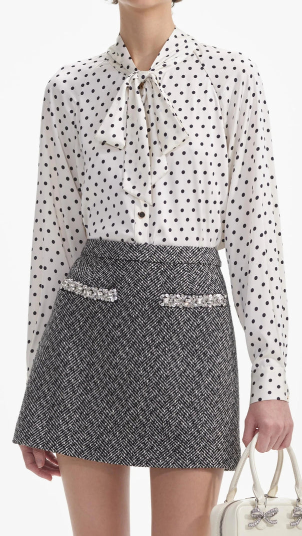 AIIZIE BLACK HERRINGBONE MINI SKIRT - product image
