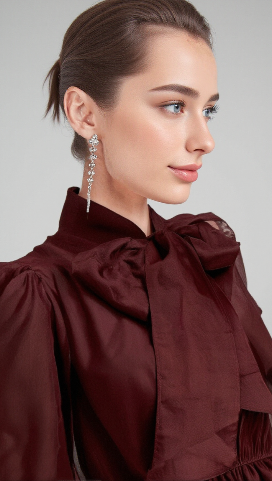 Élodie – Stufen-Minikleid mit ausgestelltem Schnitt in Rot