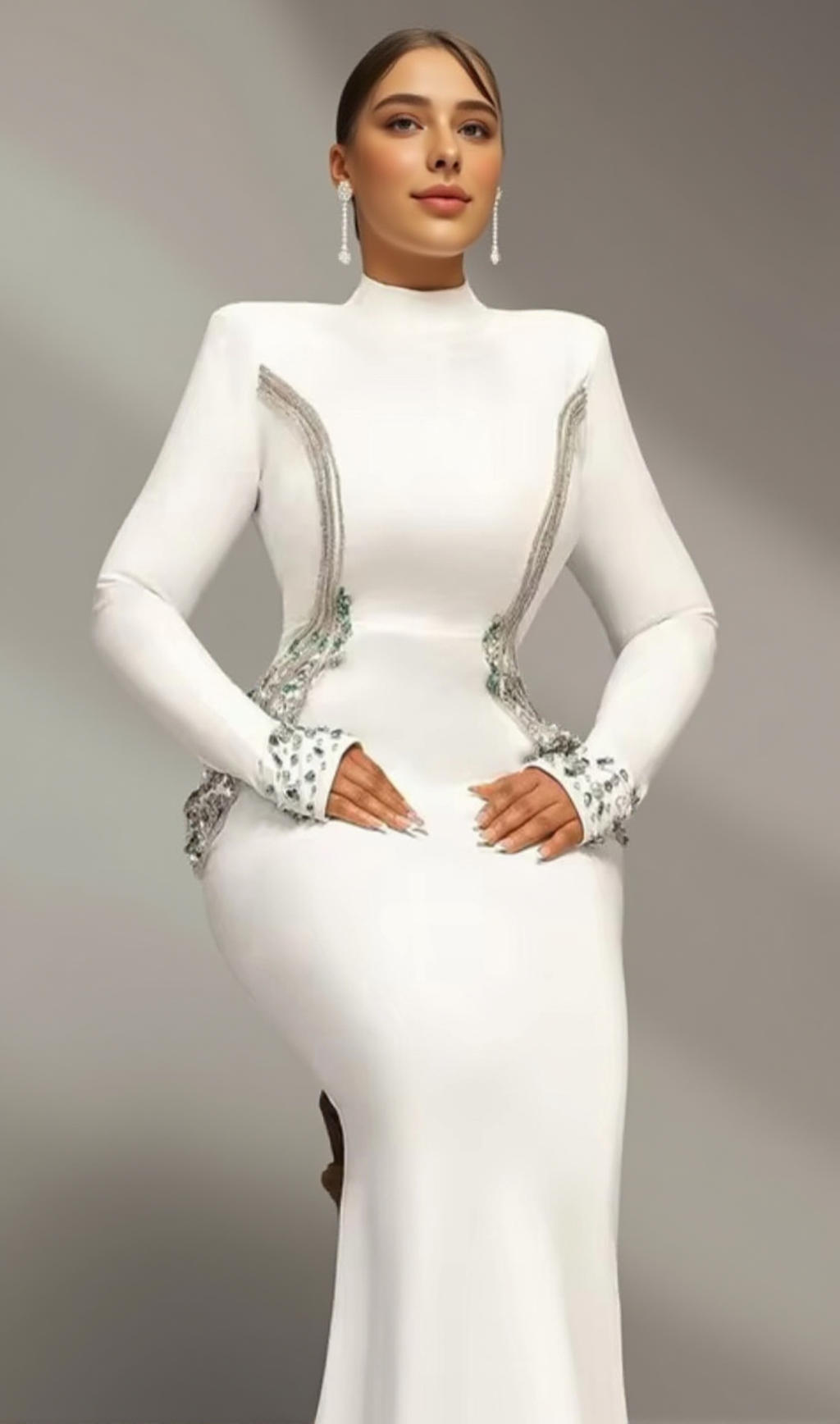 ABITO LUNGO ADERENTE CON CRISTALLI ASHLEY BIANCO