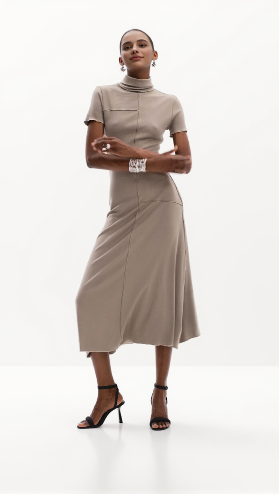 ABITO MIDI CON COLLO ALTO