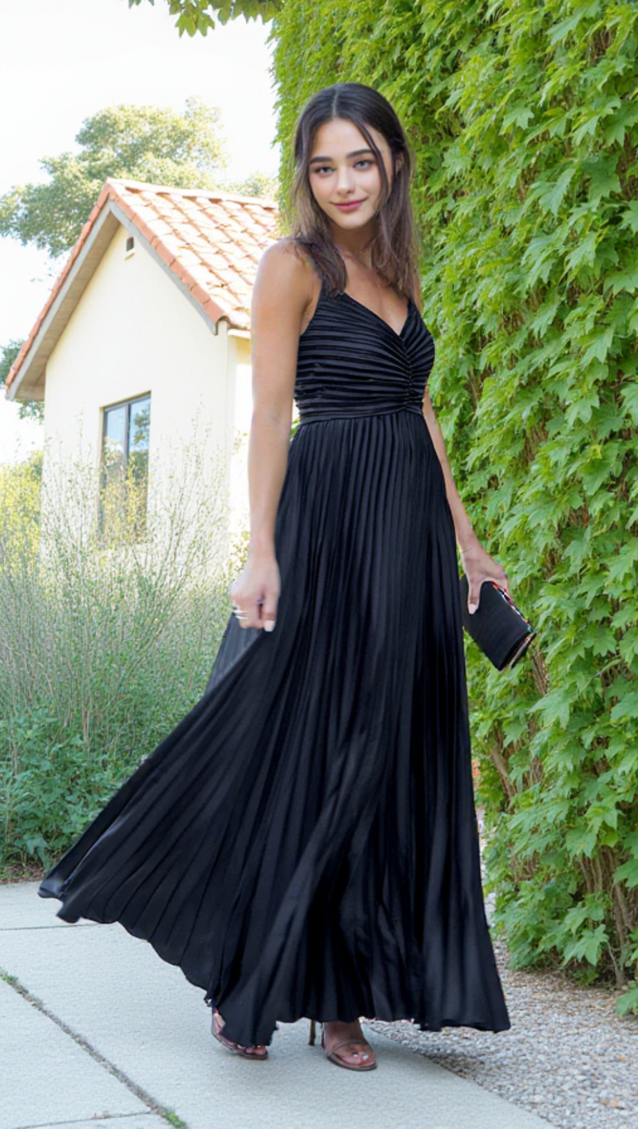 ABITO LUNGO PLISSETTATO NAIRA NERO