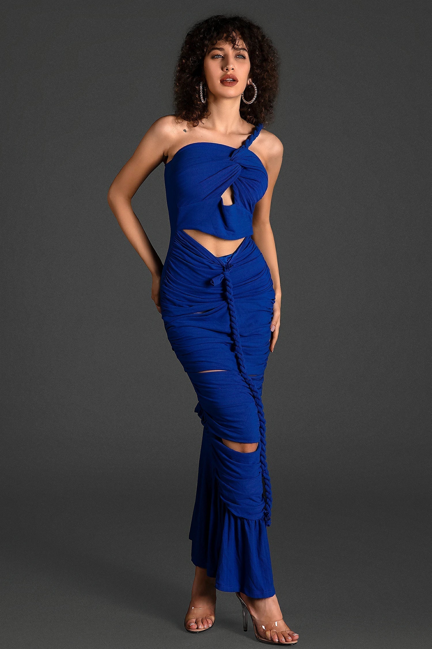 Petrili – Gedrehtes Plisseekleid mit Cut-outs