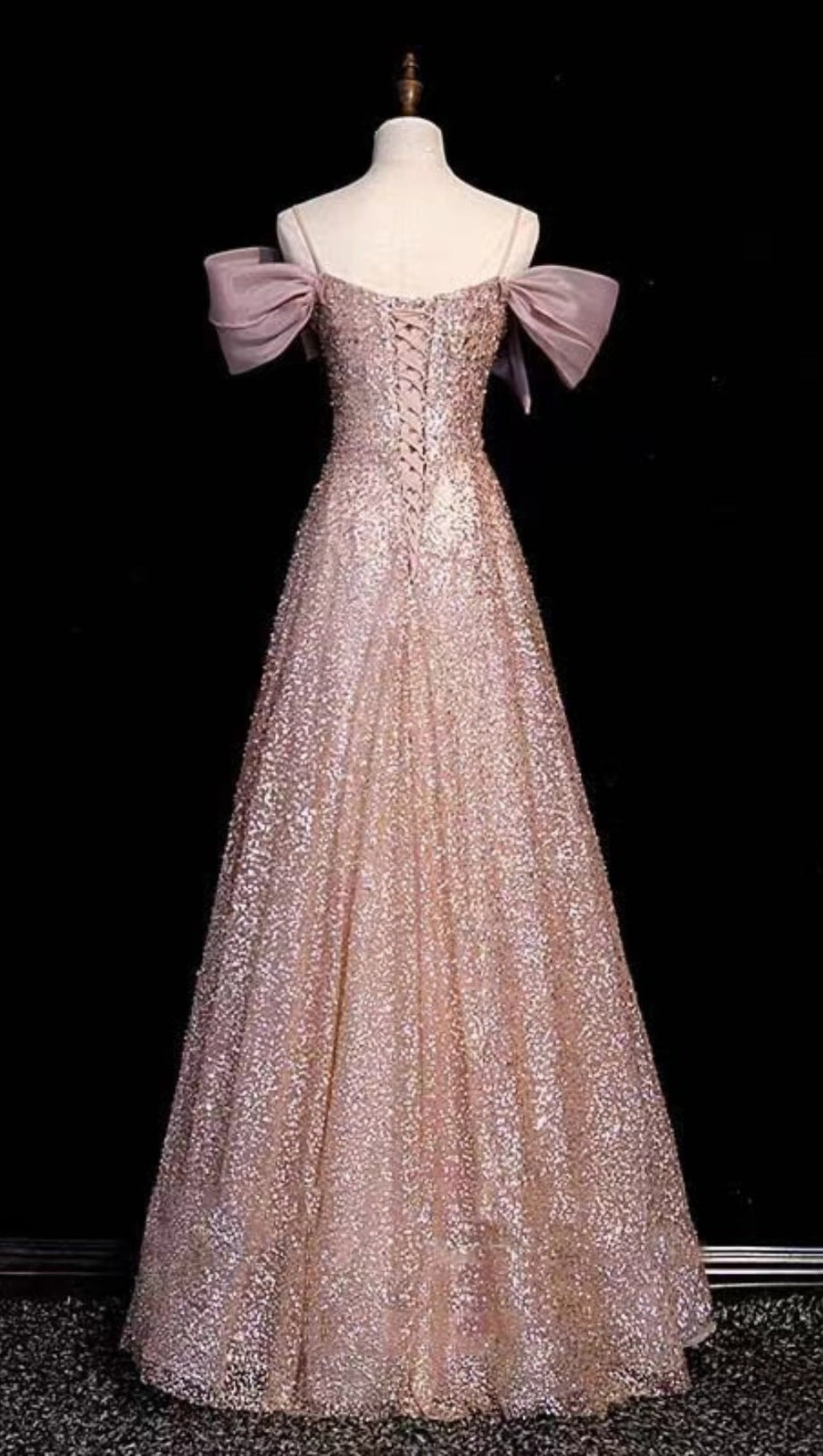 ABITO SENZA SPALLINE CON PAILLETTES ROSA