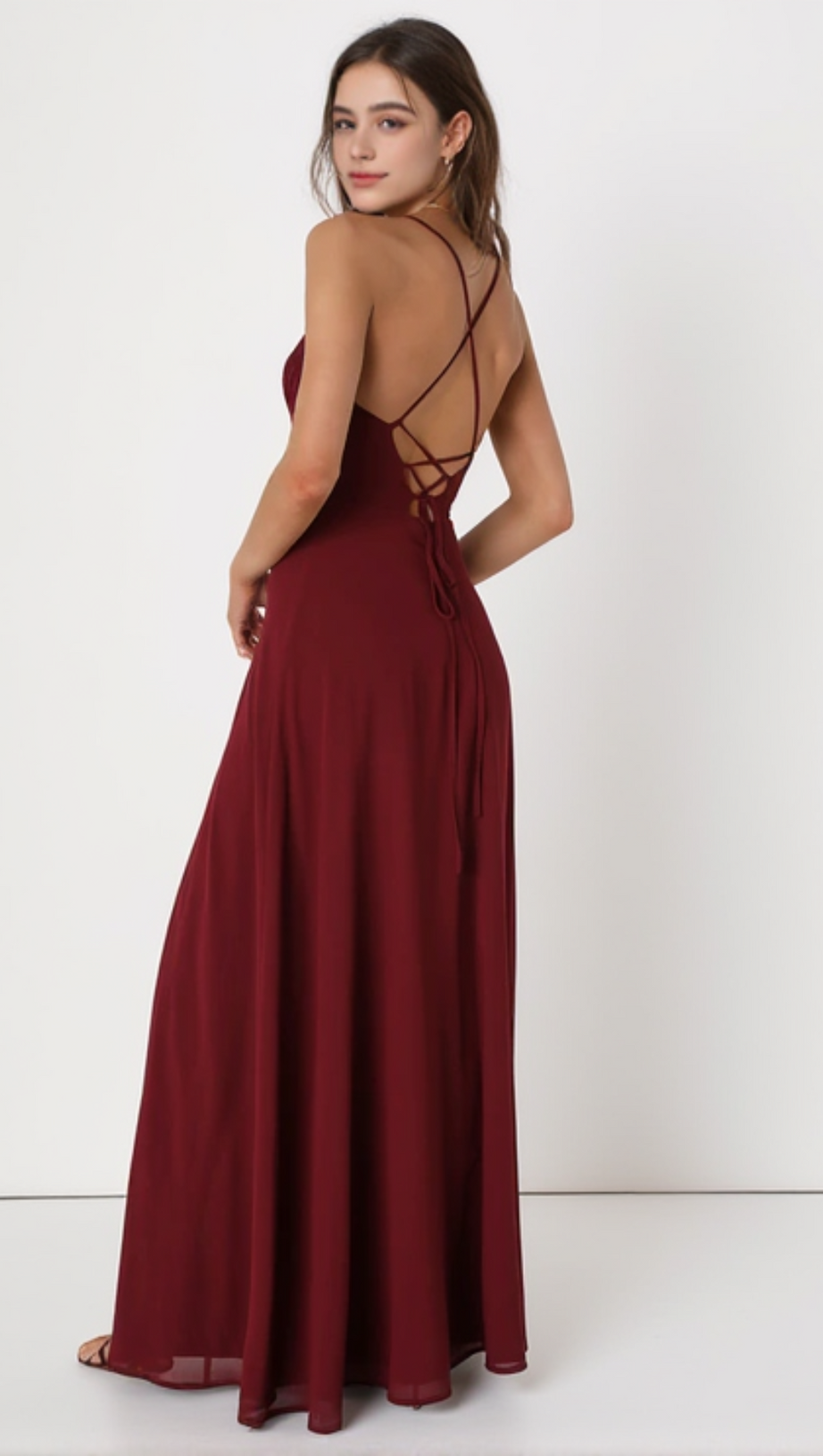 Burgunderrotes, rückenfreies Maxikleid mit Schnürung für den Event 