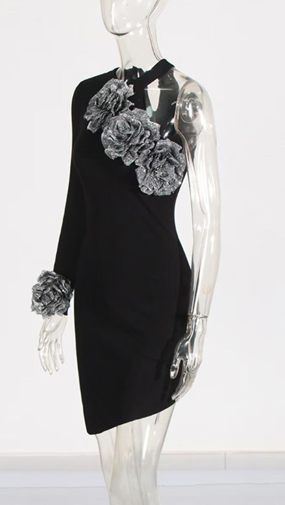 CYANNE BLACK ONE SHOULDER FLOWER MINI DRESS