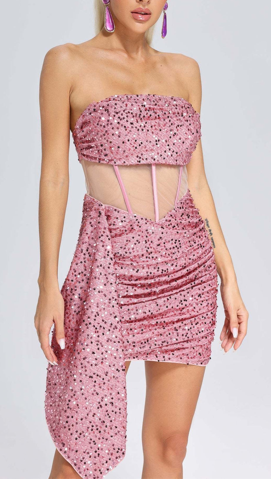 MINI ABITO IN RETE CON PAILLETTES E RUCHES