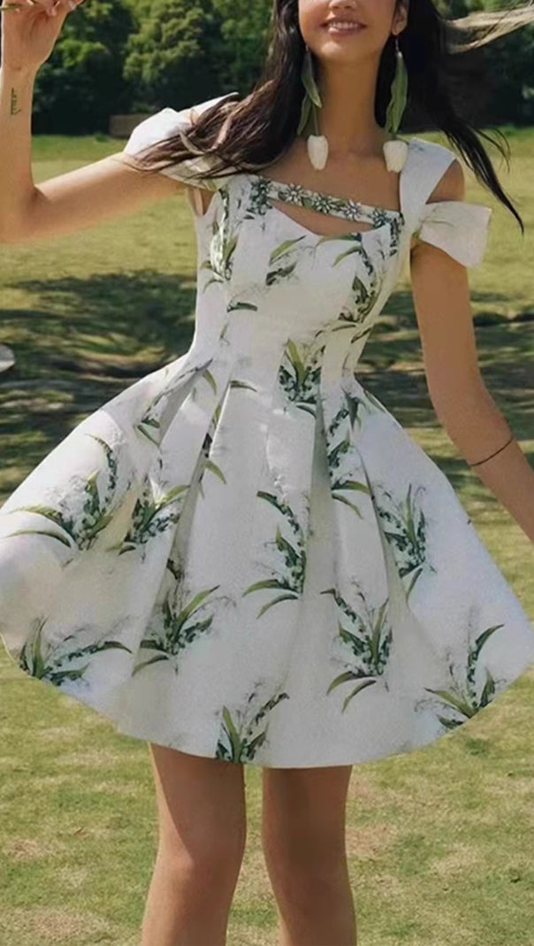 AIIZIE FLORAL PRINTED MINI DRESS IN WHITE - product image