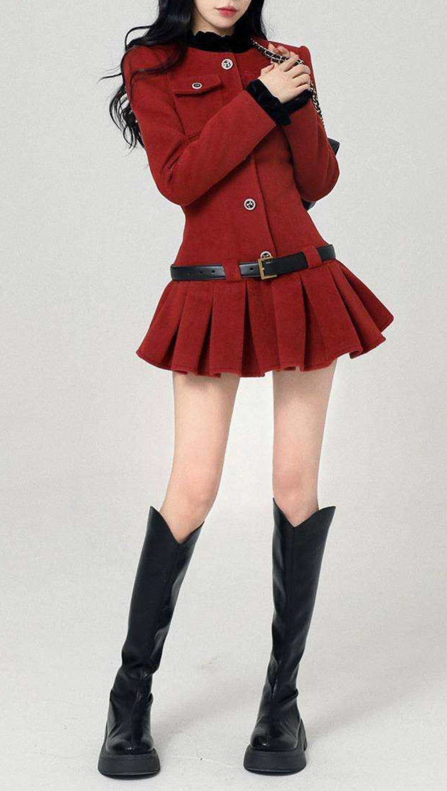 LONG SLEEVES ULTRA SHORT PLEATED DRESS IN BURGUNDY