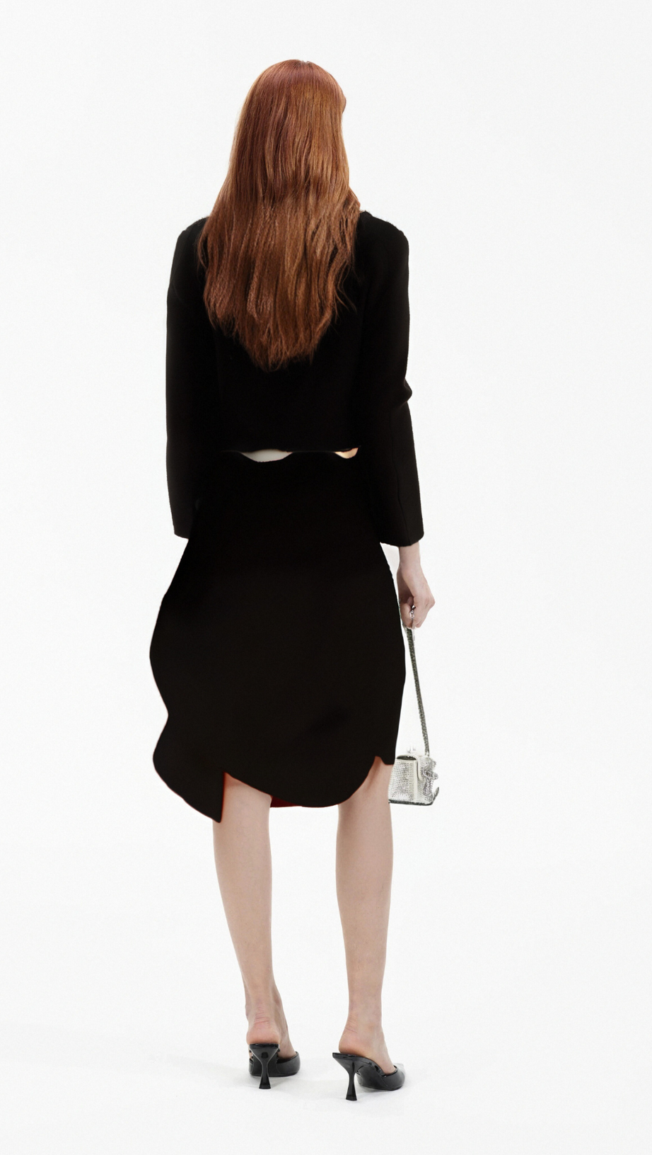 Completo coordinato giacca e gonna con cristalli ÈVE in nero