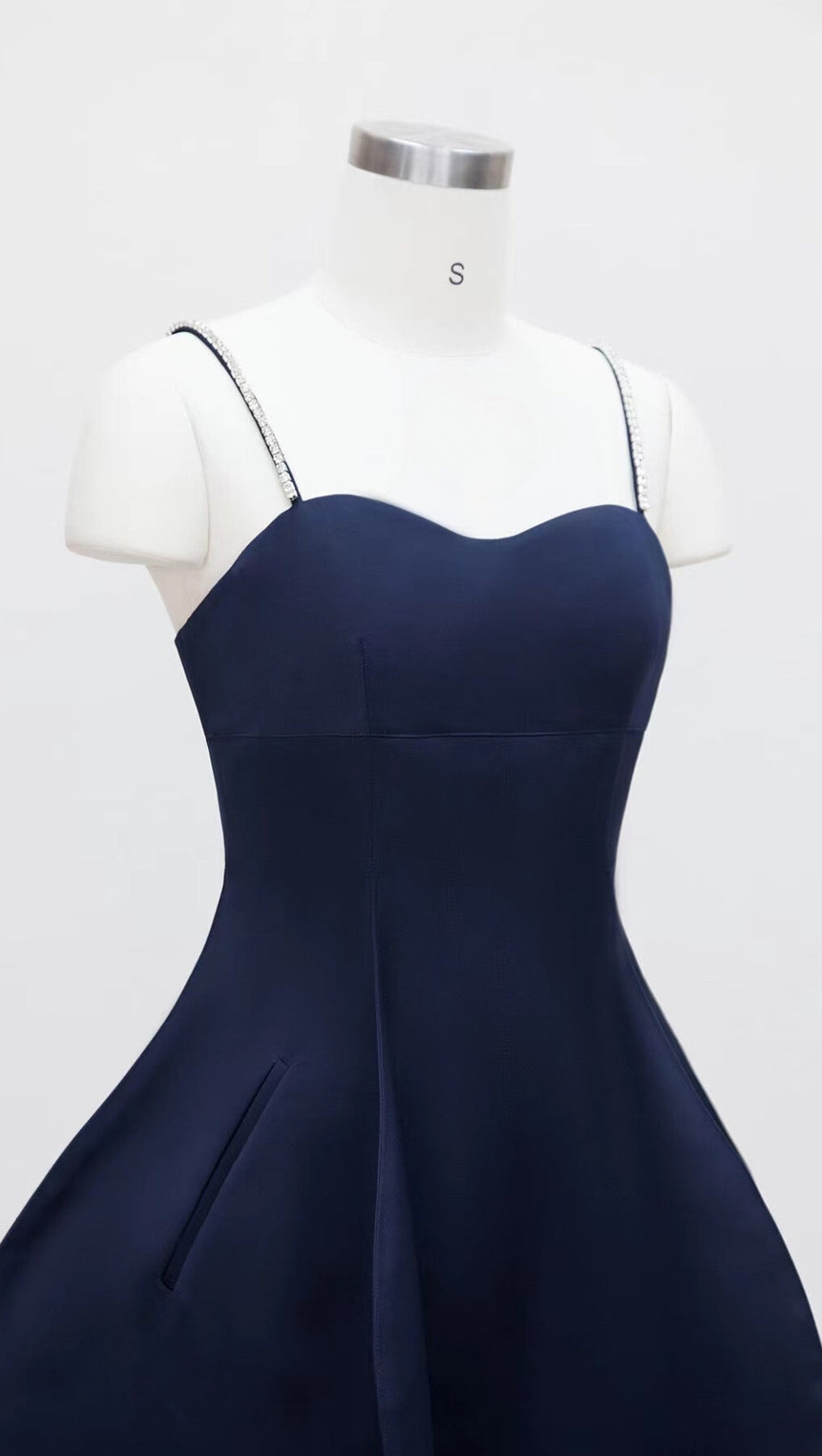 MINI ABITO PEPLUM CON STRASS 