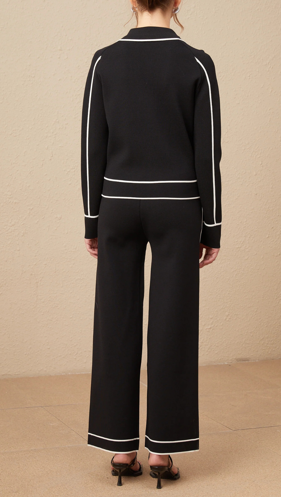 SEVEN-BUTTON BLACK PIPED-TRIM JACKET