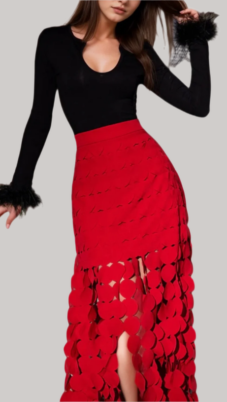 CIRCLE CUTOUT FRINGE SKIRT IN RED