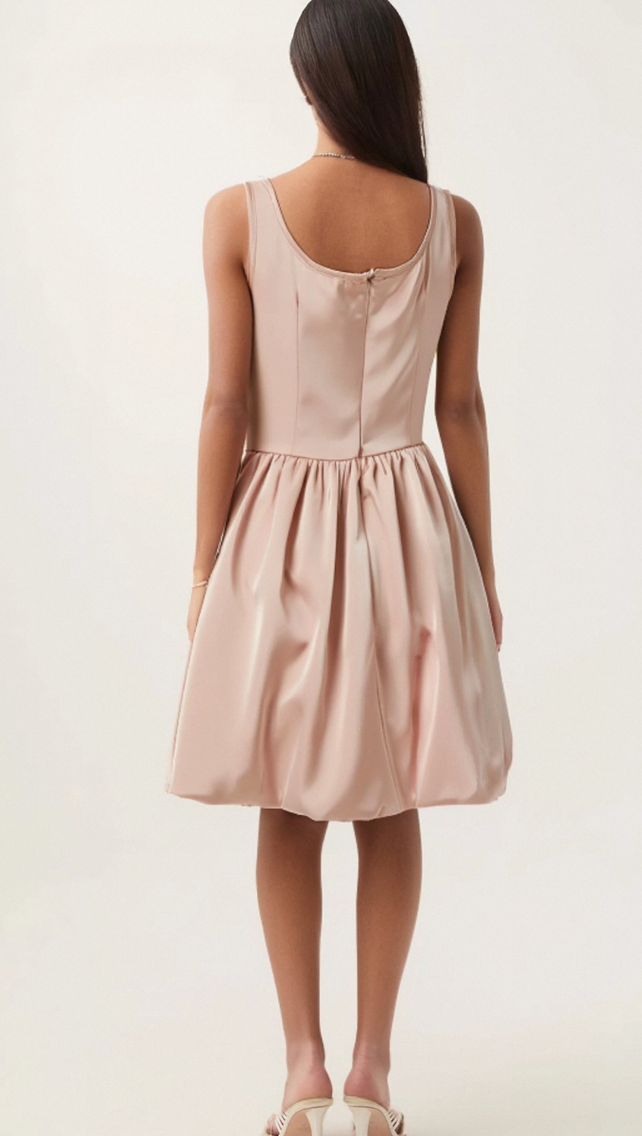 Axelle – Plissiertes Minikleid mit Kristallverzierung 