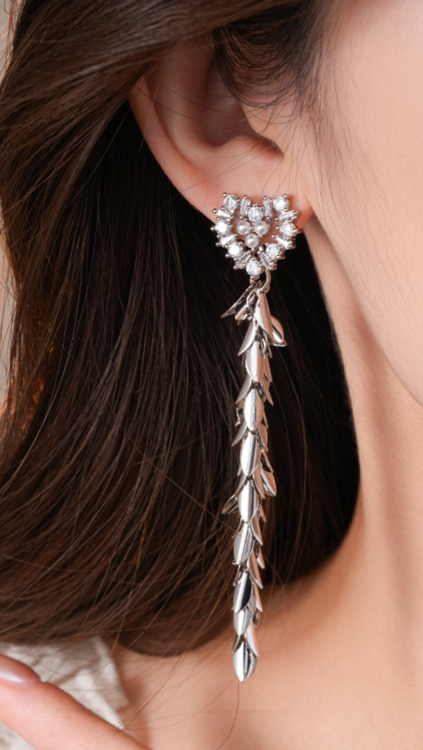 AIIZIE DAI HEART EARRINGS - product image