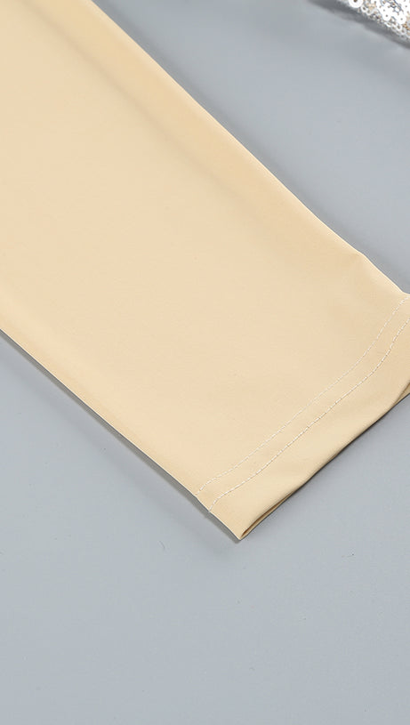 Langarm-Jumpsuit mit Pailletten in Sandsilber