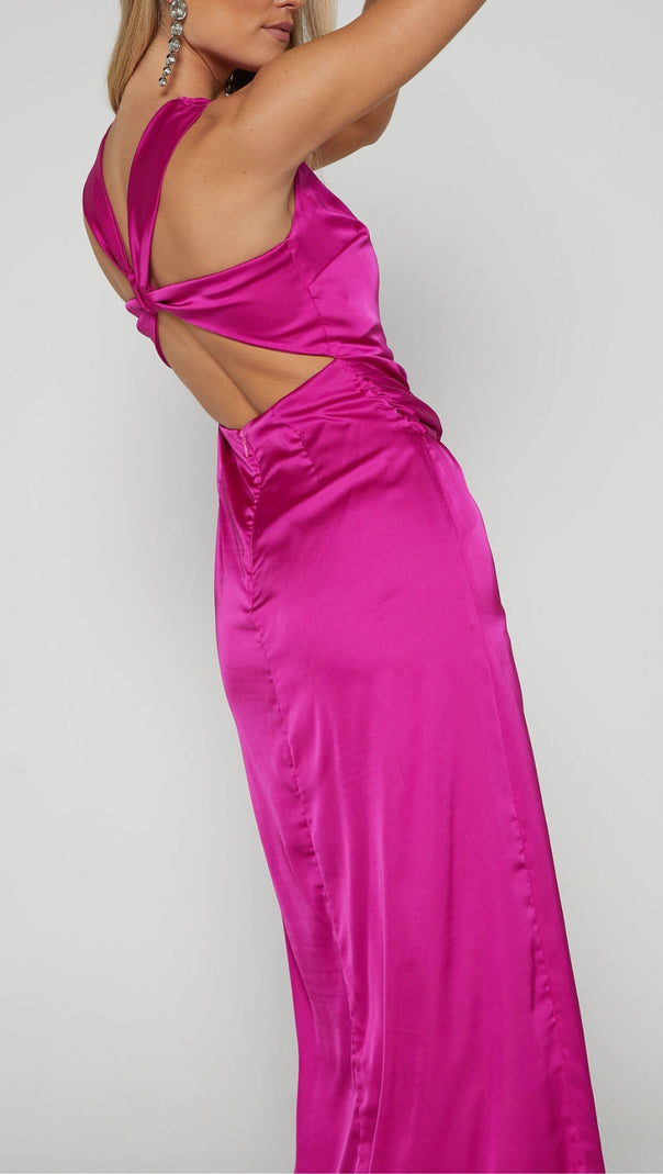AIIZIE TWIST DETAIL MIDI DRESS IN FUCHSIA - product image