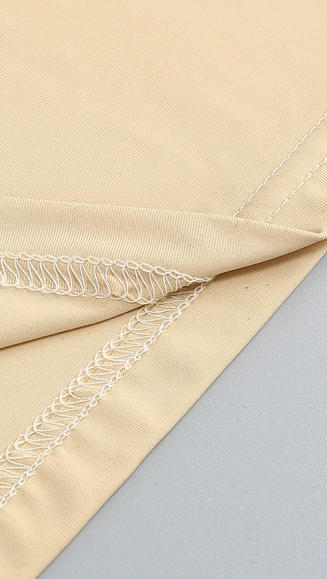 Langarm-Jumpsuit mit Pailletten in Sandsilber