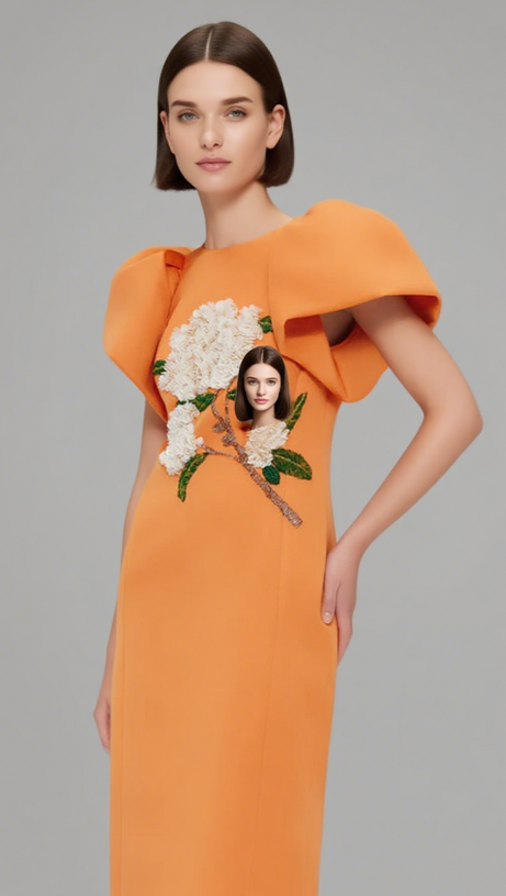 ABITO LUNGO DECORATO EDWINA CON STAMPA ORTENSIA IN MANDARINO