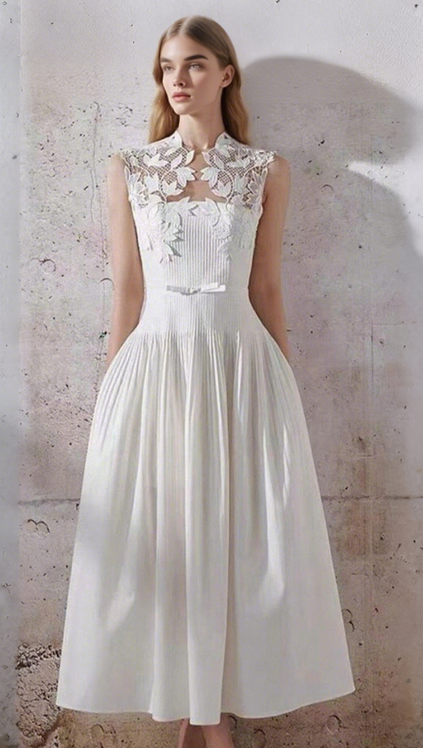 Maxikleid mit Blumenstickerei in Weiß