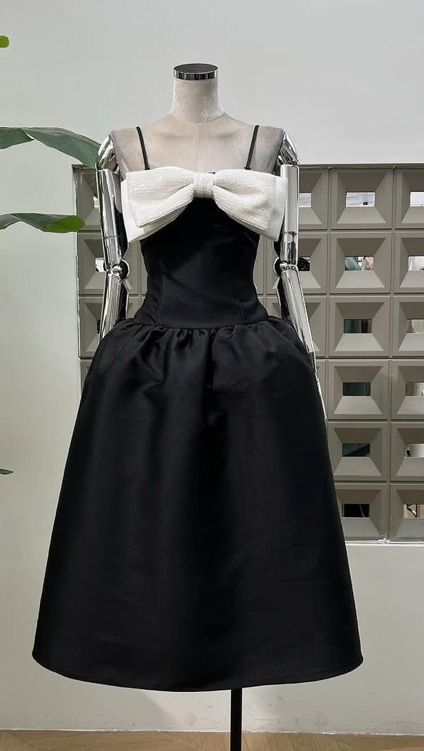 AIIZIE BOW-DETAIL TAFFETA MIDI DRESS IN BLACK - product image