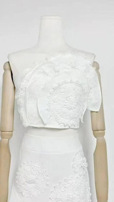 nina Ruffled strapless top floral embroidered mermaid skirt set - white