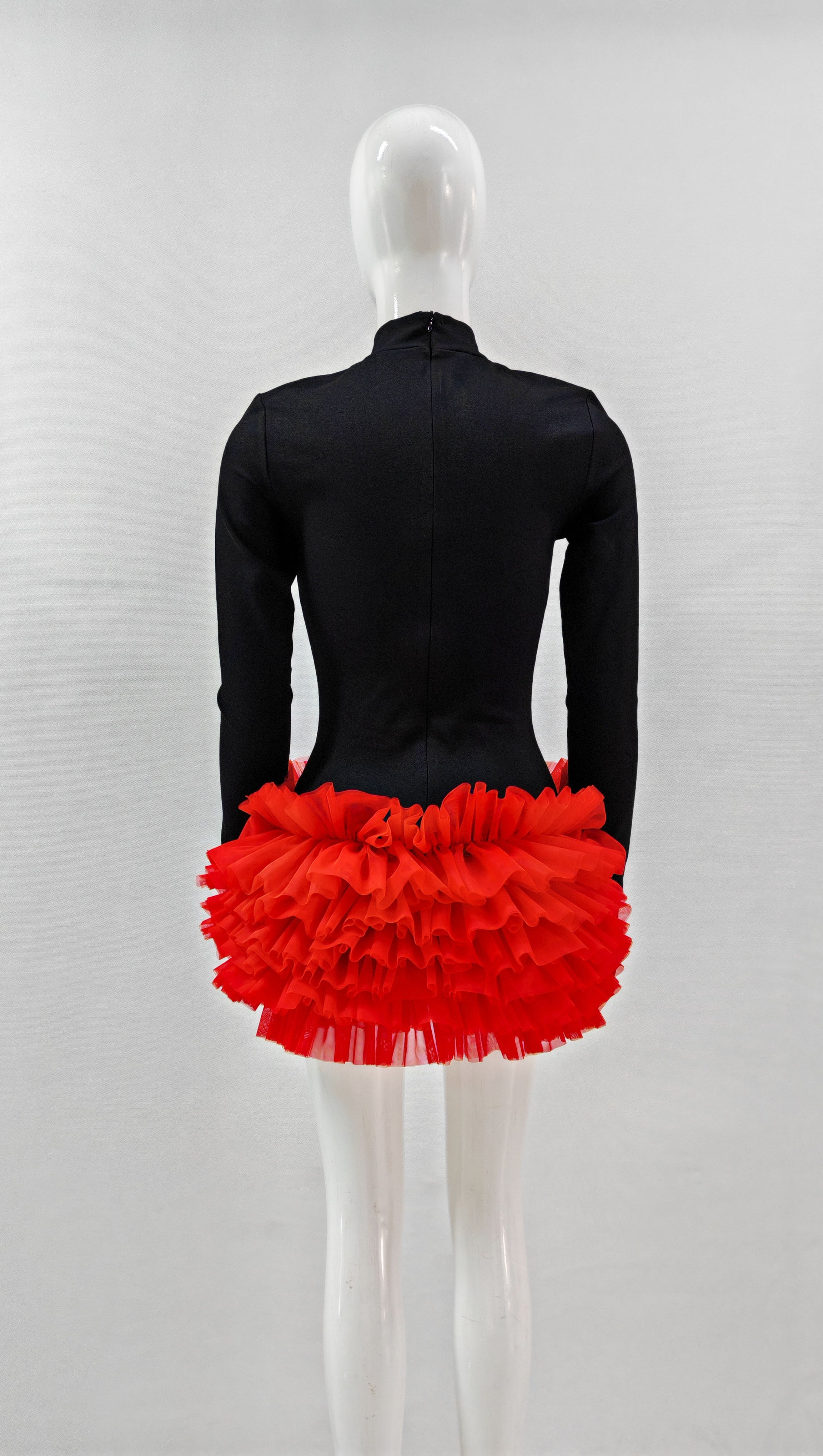 Langärmliges Minikleid aus Spitze in Colorblock-Optik