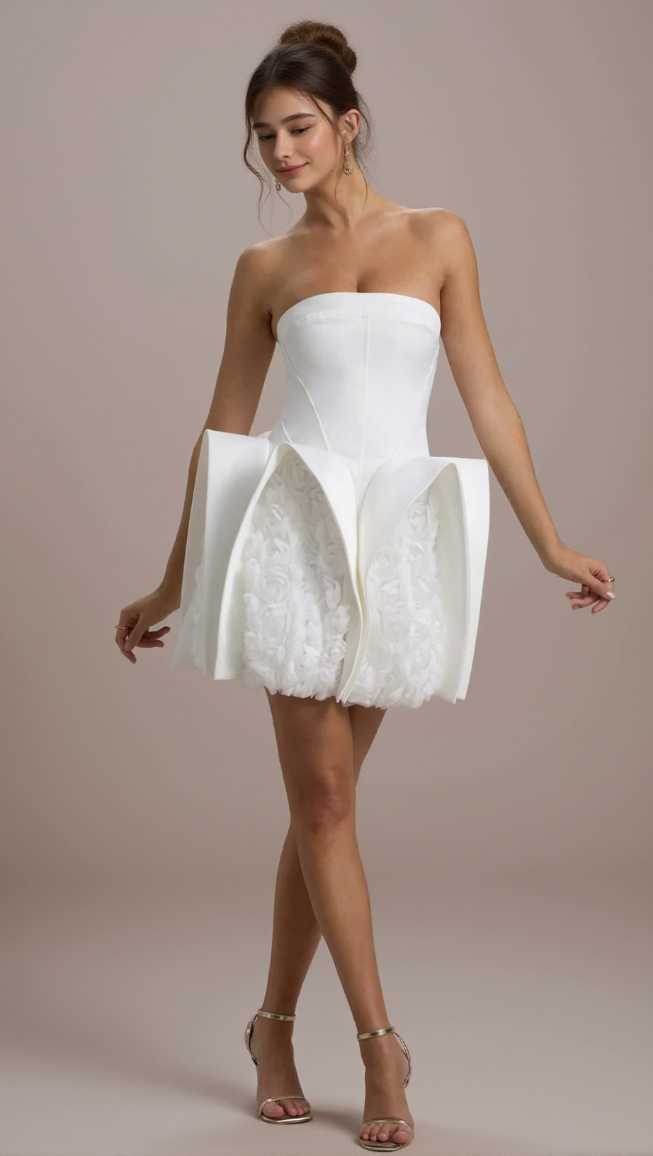 BEVERLY CALAIS STRAPLESS FLOWER MINI DRESS