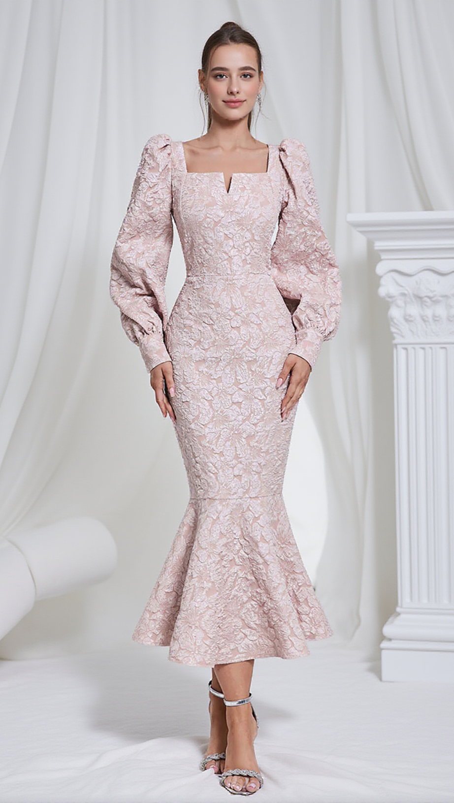 ALICE FLORAL JACQUARD PUFF SLEEVE BODYCON MAXI DRESS IN PINK