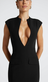 nellie v-neck bodycon midi dress in black