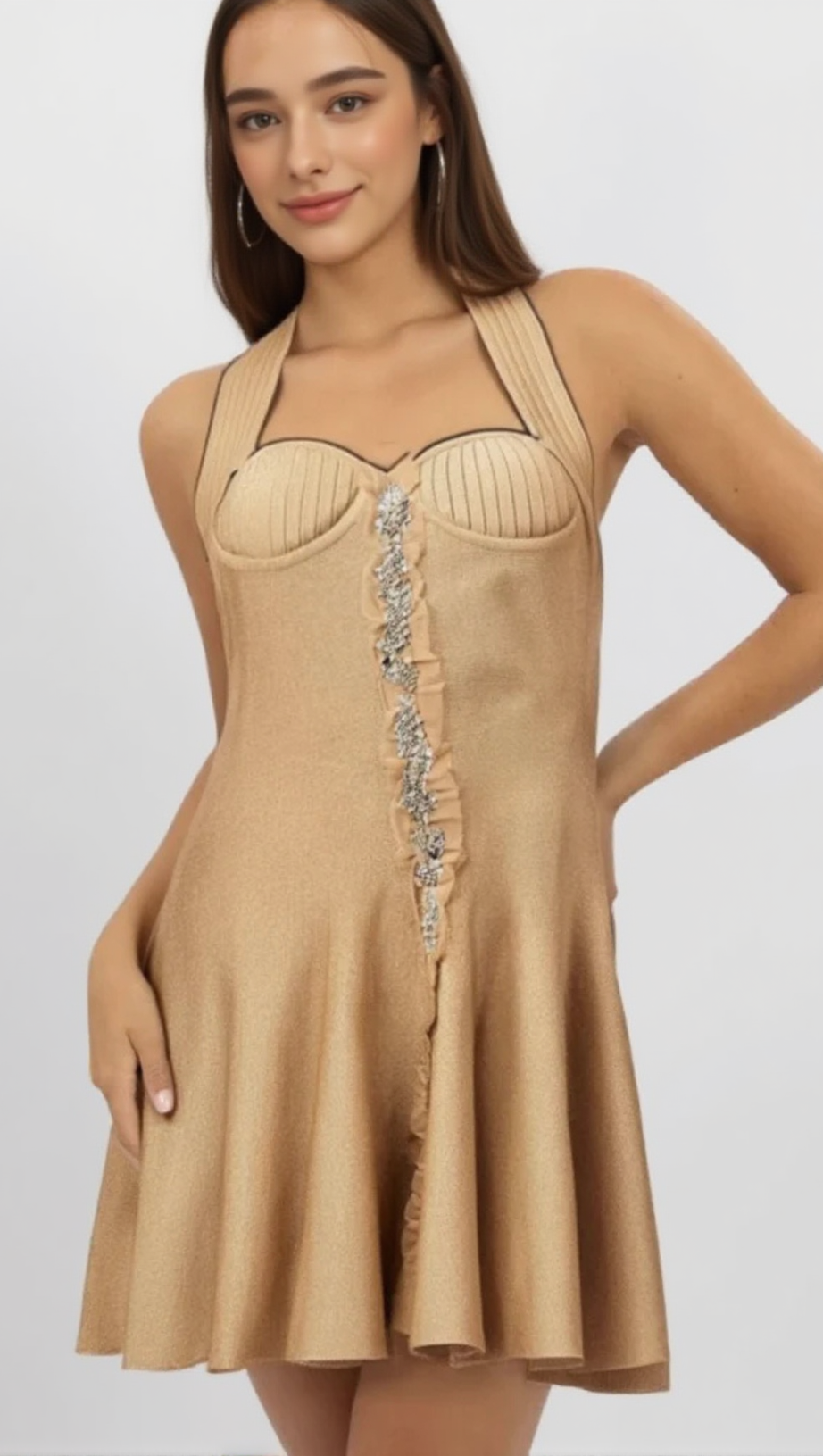 Gabrielle – Khakifarbenes, verziertes Minikleid aus Strick 
