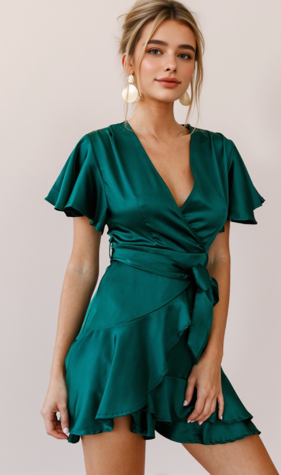 Cami-Wickelkleid mit Engelsärmeln in Jade