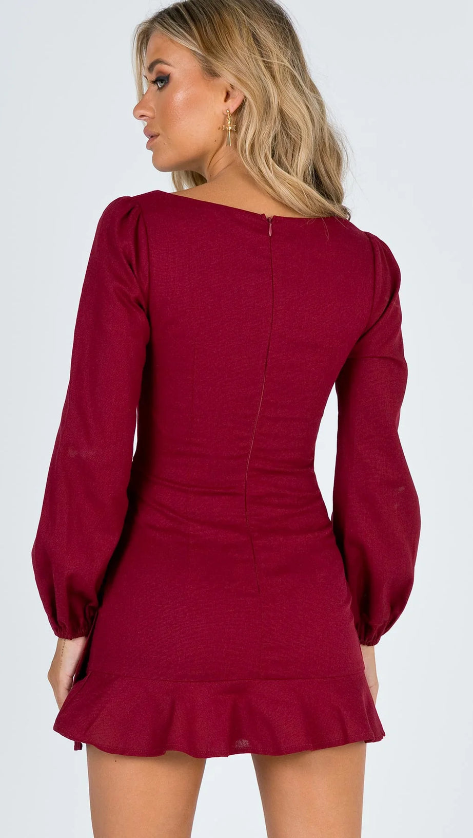 SQUARE NECKLINE MINI DRESS IN BURGUNDY