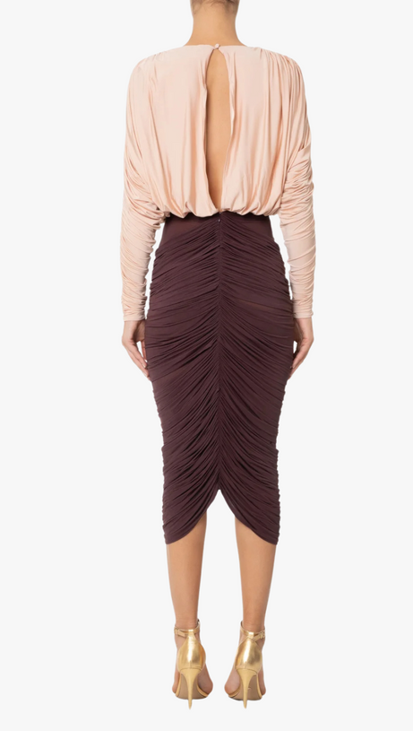LONG SLEEVE TWO-TONE PLEATED MIDI DRESS IN BROWN