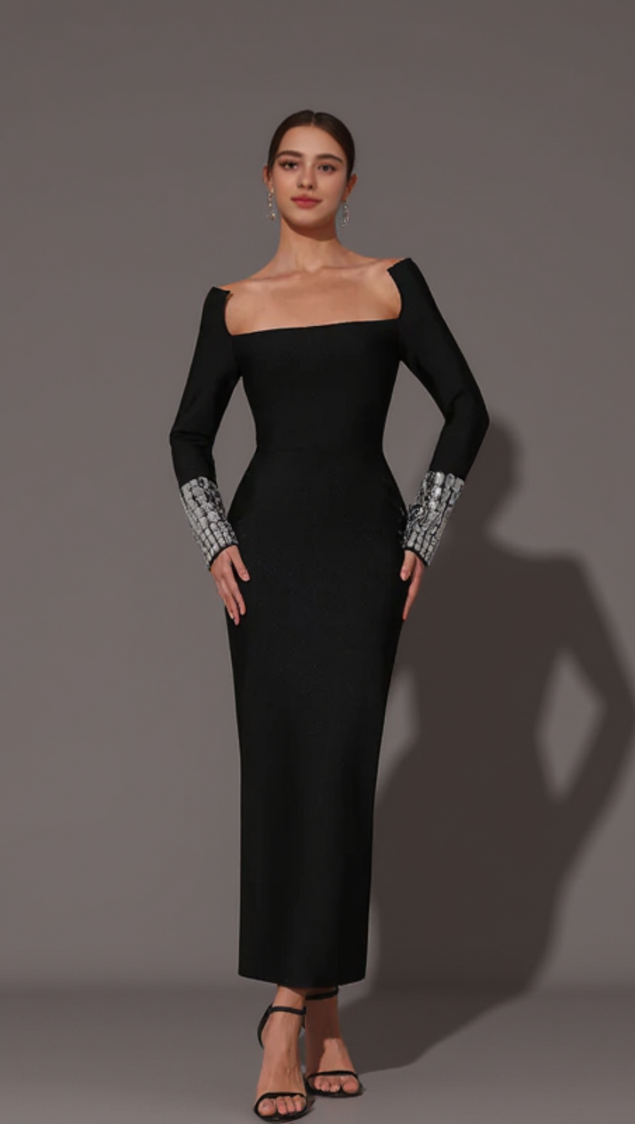 Enges Bandage-Maxikleid mit quadratischem Ausschnitt und Rautenmuster in Schwarz