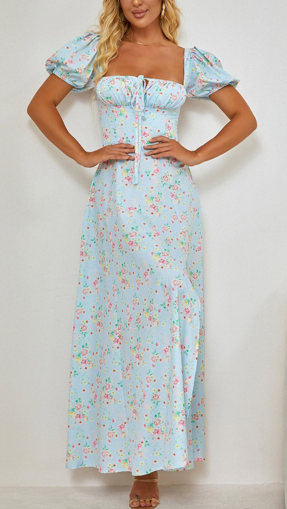 AIIZIE VINTAGE FLORAL PUFF SLEEVE MIDI DRESS IN BLUE - product image