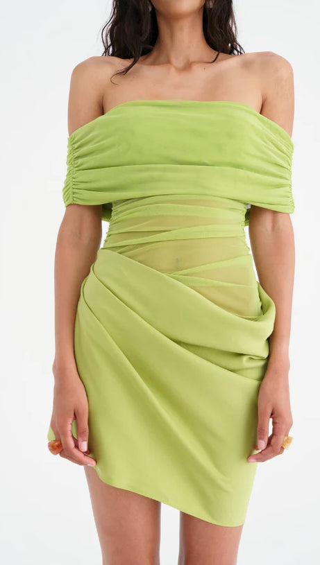 OFF SHOULDER RUCHED MESH MINI DRESS IN GREEN