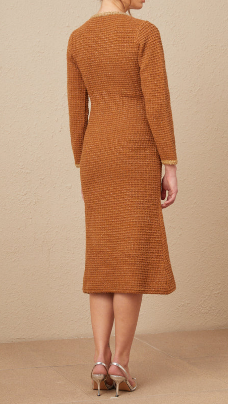 BRAIDED-EDGE TWEED MIDI DRESS IN BROWN